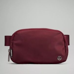NWT - Lululemon Everywhere Belt Bag - RDMR Merlot *SOLD OUT*